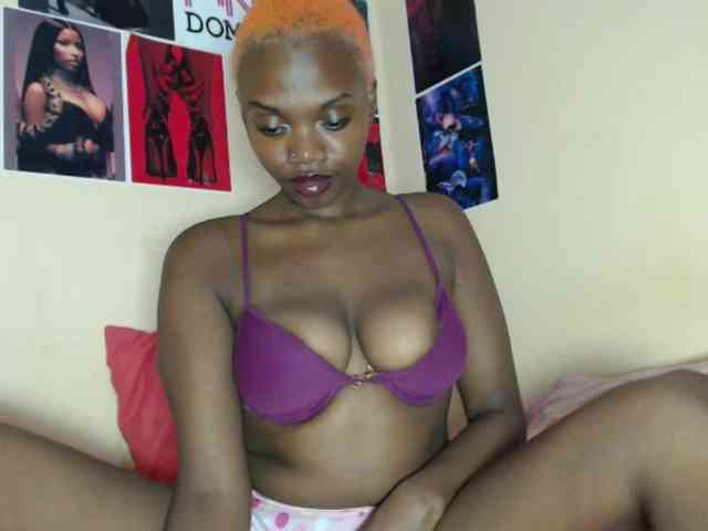 PinkDomina01 PinkDomina01