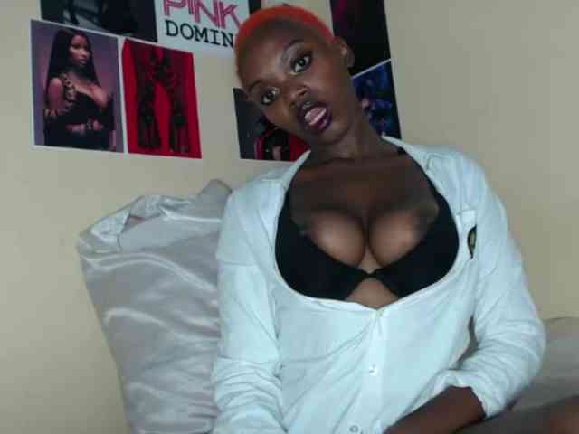 PinkDomina01 Live Webcam on BongaCams