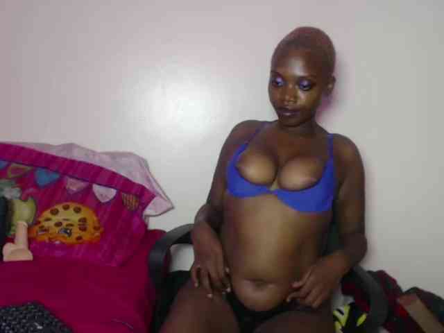 PinkDomina01 Live Webcam on BongaCams