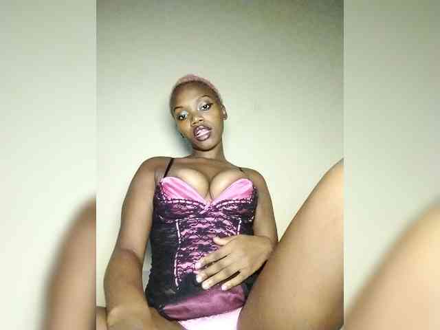 PinkDomina01