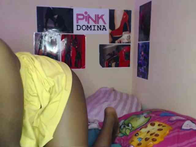 PinkDomina01 webcam