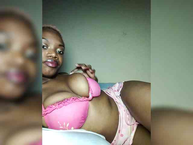 PinkDomina01 webcam