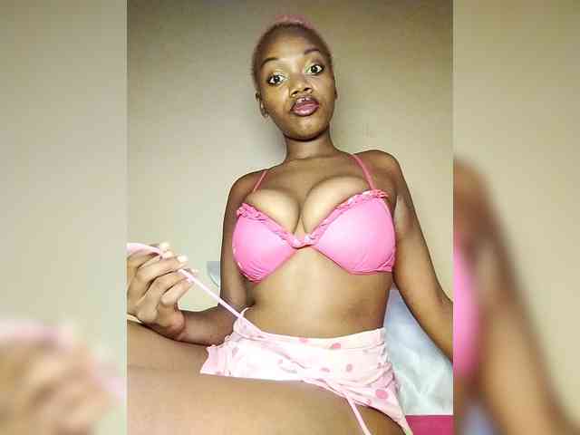 PinkDomina01 webcam