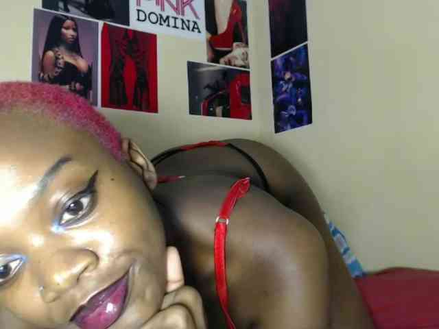 PinkDomina01 webcam