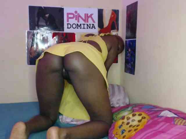 PinkDomina01 webcam