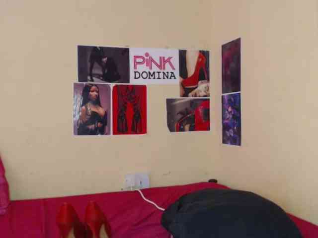 PinkDomina01 webcam