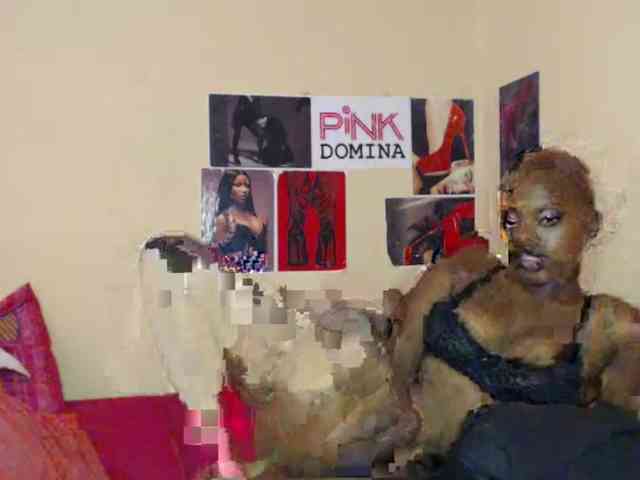 PinkDomina01 webcam