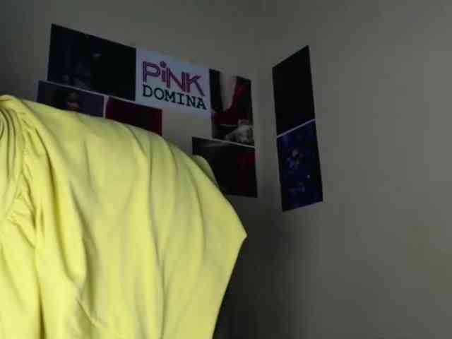 PinkDomina01 webcam