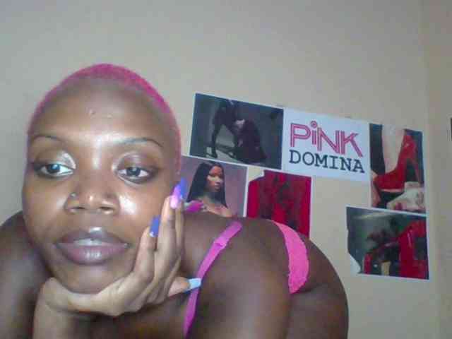 PinkDomina01 webcam