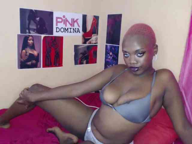 PinkDomina01 webcam