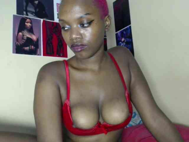 PinkDomina01 Live Webcam on BongaCams