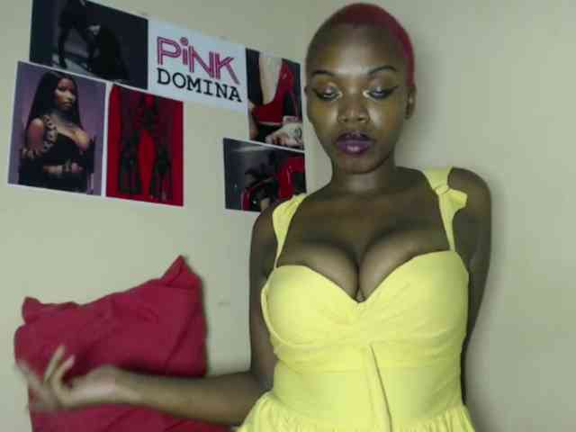 PinkDomina01 webcam