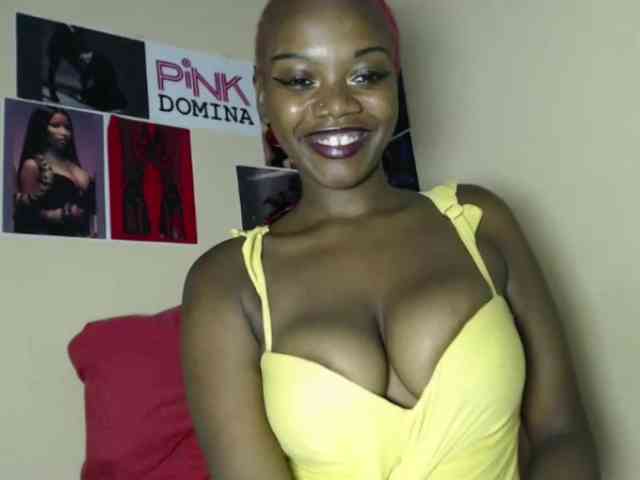 PinkDomina01