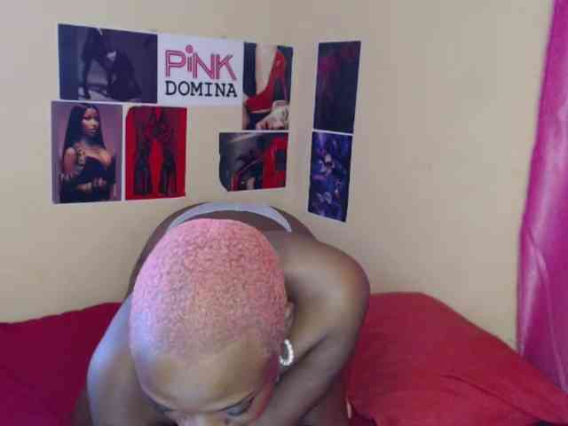 PinkDomina01 webcam