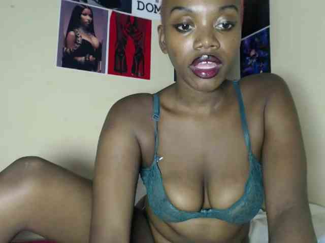 PinkDomina01 PinkDomina01