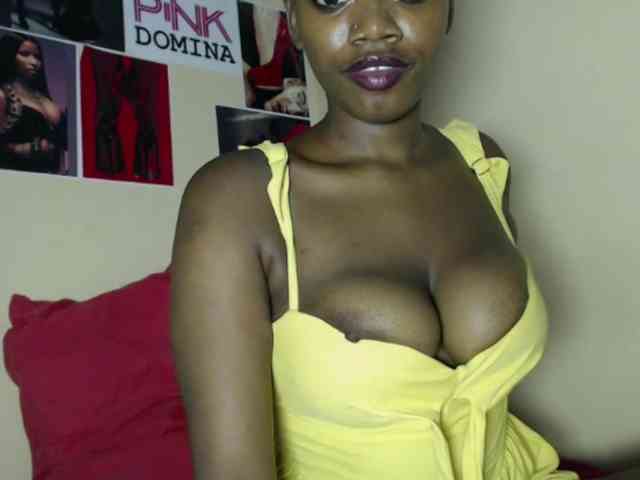 PinkDomina01 webcam