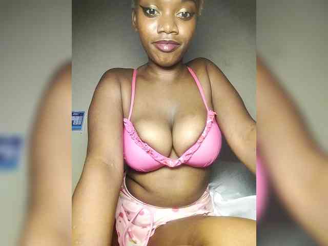 PinkDomina01 bongacams