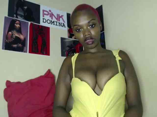 PinkDomina01 webcam