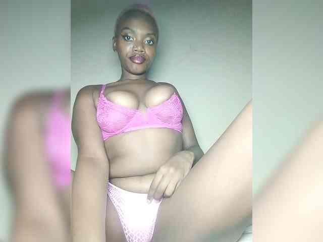PinkDomina01 webcam