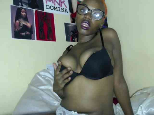 PinkDomina01 PinkDomina01