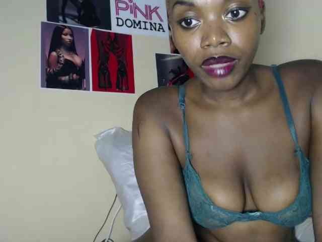 PinkDomina01 PinkDomina01