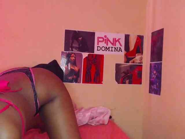 PinkDomina01 webcam