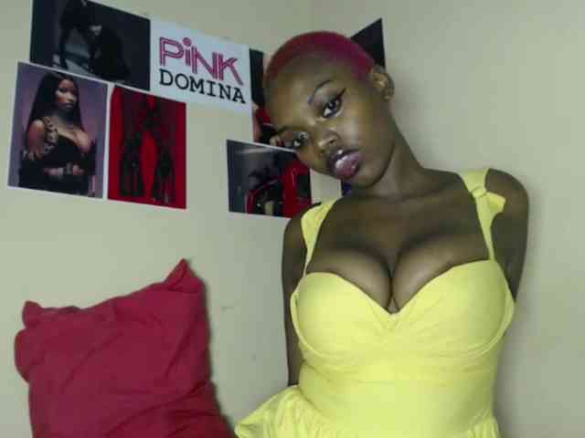 PinkDomina01 webcam