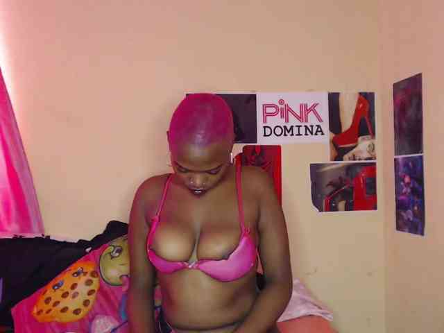 PinkDomina01 Live Webcam on BongaCams
