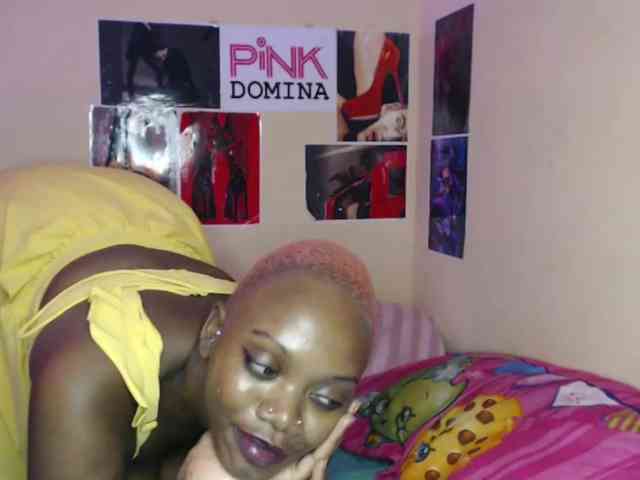 PinkDomina01 webcam
