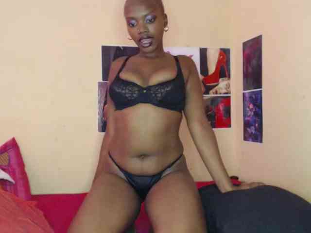 PinkDomina01 PinkDomina01