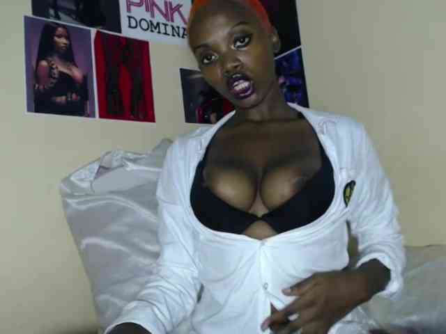 PinkDomina01 PinkDomina01