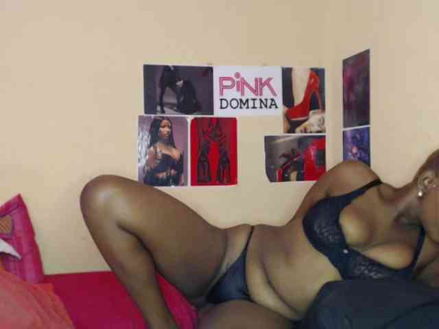 PinkDomina01 webcam