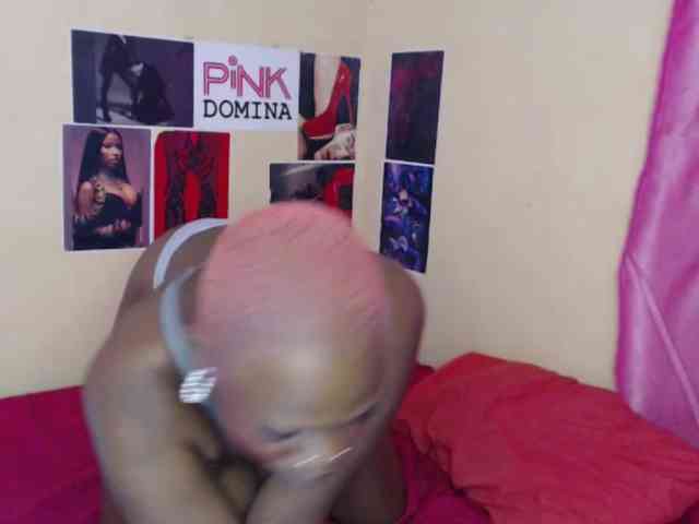 PinkDomina01 webcam