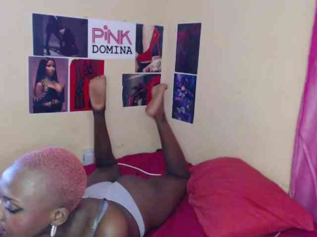 PinkDomina01 webcam