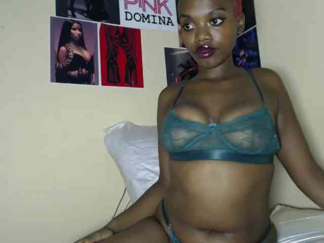PinkDomina01 PinkDomina01