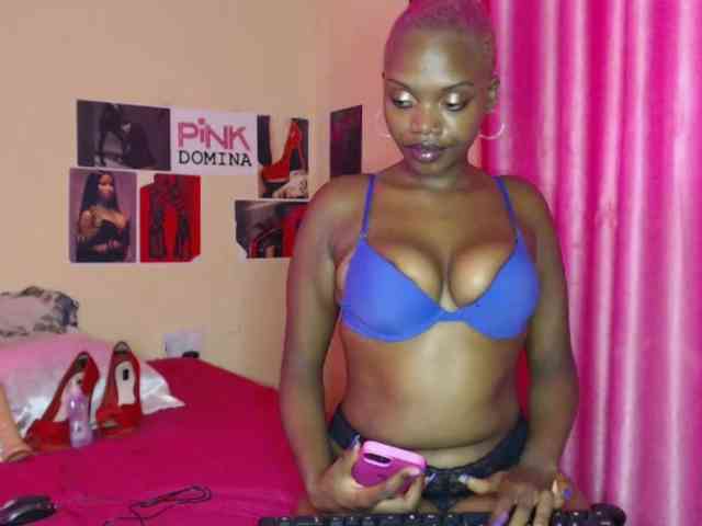 PinkDomina01 PinkDomina01