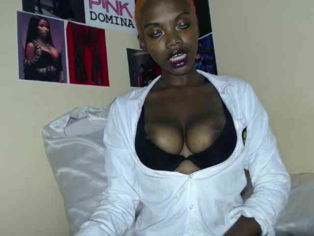 PinkDomina01 PinkDomina01