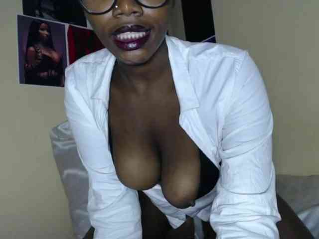 PinkDomina01 PinkDomina01