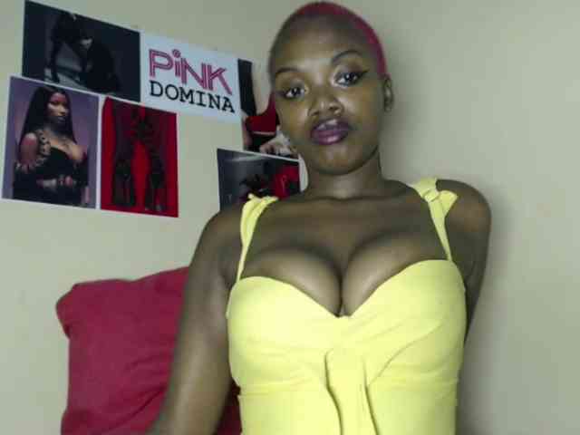 PinkDomina01 webcam