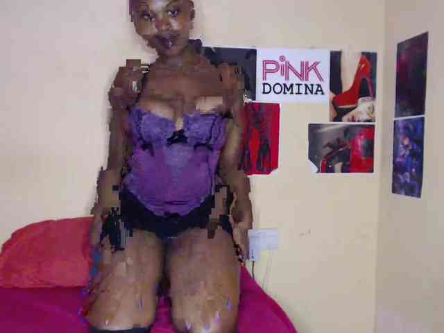 PinkDomina01 webcam