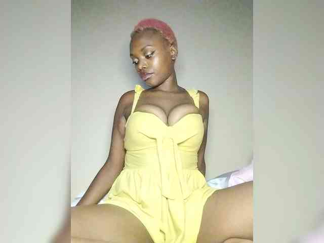 PinkDomina01 webcam