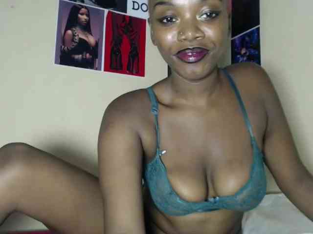 PinkDomina01 PinkDomina01