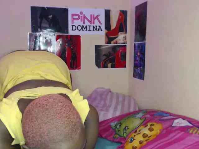 PinkDomina01 webcam