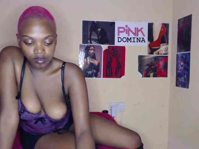 PinkDomina01 Live Webcam on BongaCams