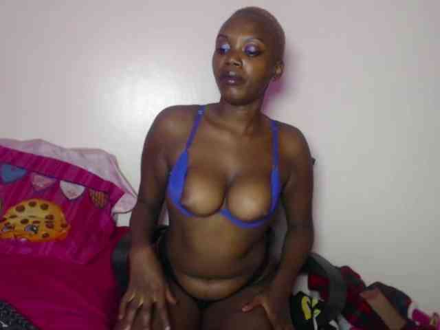 PinkDomina01 Live Webcam on BongaCams