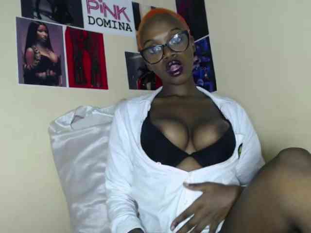 PinkDomina01 PinkDomina01