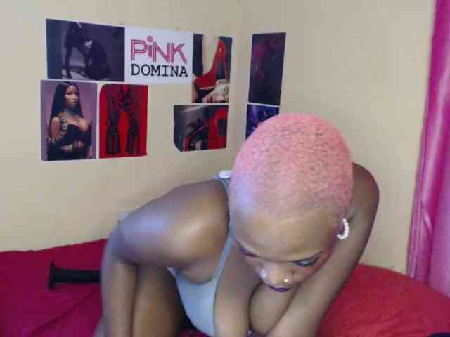 PinkDomina01 webcam