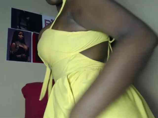 PinkDomina01 PinkDomina01