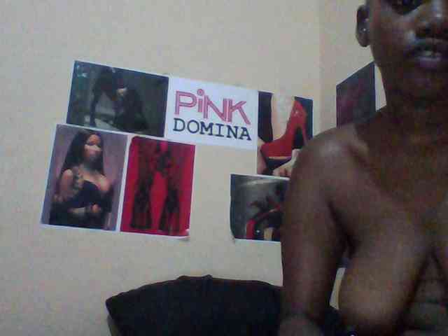 PinkDomina01 webcam
