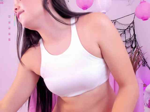 Sophiemiller webcam